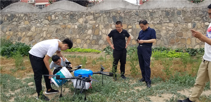 1564733283590273.jpg 河北智飛極農(nóng)無人機科技|保定ASFC無人機駕駛員培訓(xùn)考證|打藥撒藥噴藥植保無人機