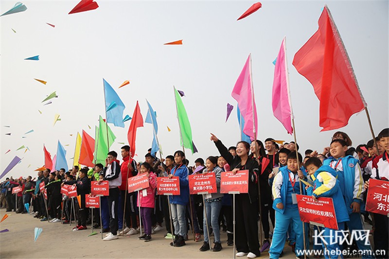 河北智飛極農(nóng)無人機科技|一鳶科技|行業(yè)定制無人機