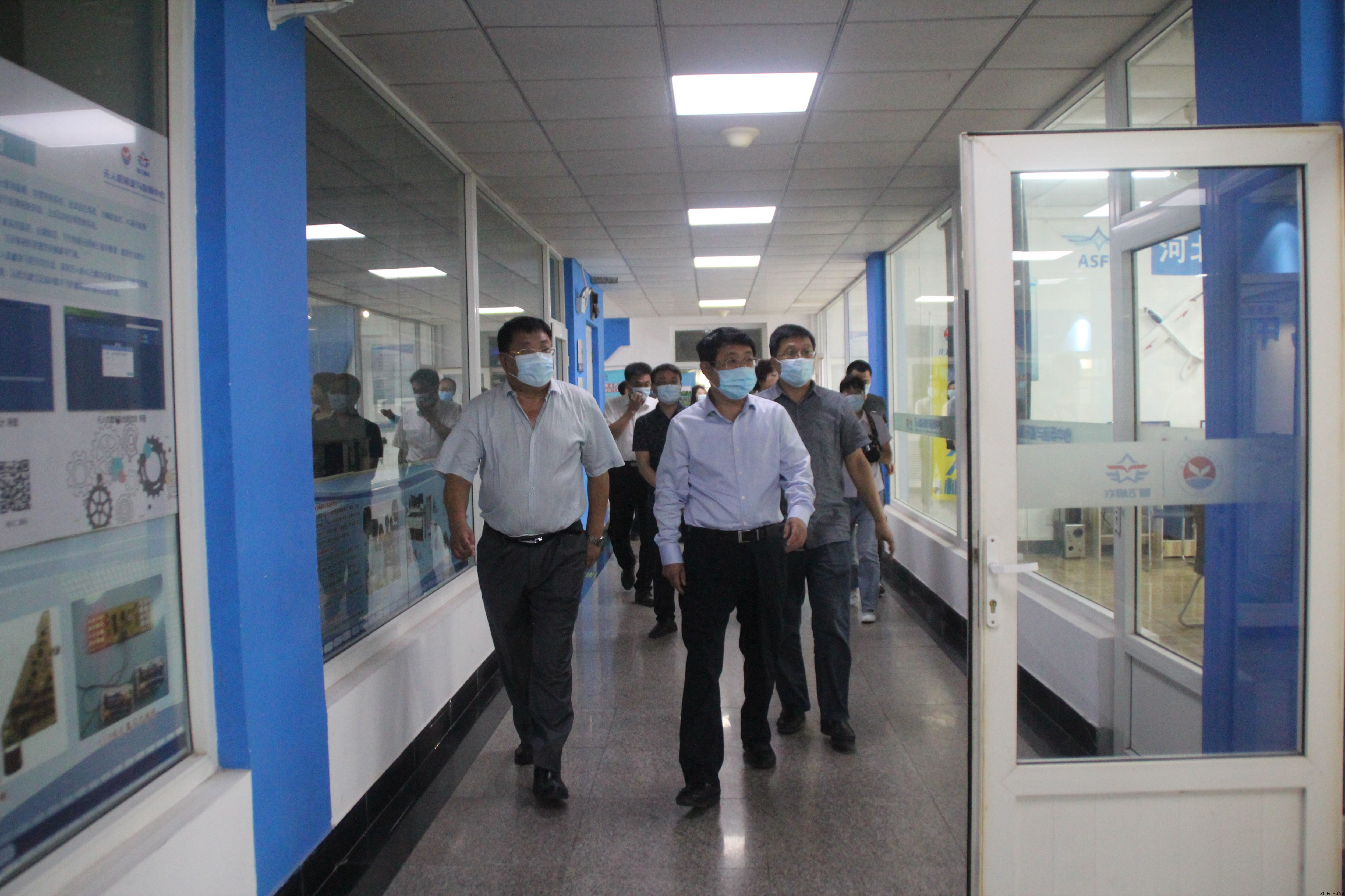 河北智飛極農無人機科技|一鳶科技|行業(yè)定制無人機 河北智飛極農無人機科技|一鳶科技|行業(yè)定制無人機